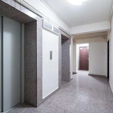 Amazing With Panoramic View, Parking & Pool