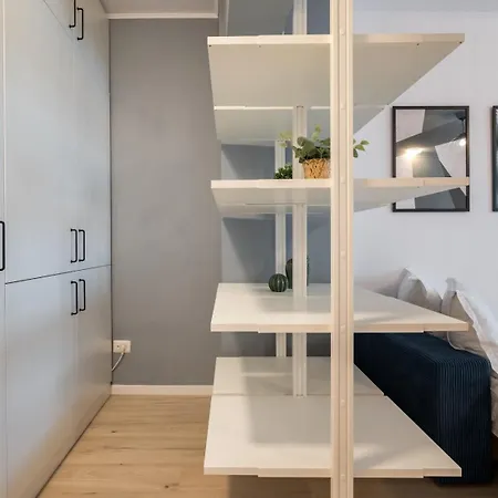 High-end With Panoramic View, Parking & Pool *