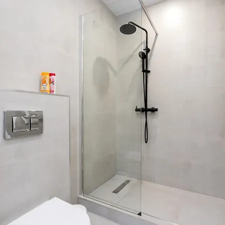 High-end With Panoramic View, Parking & Pool