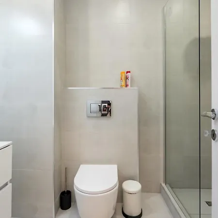 Amazing With Panoramic View, Parking & Pool Bucarest