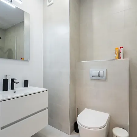 Appartamento High-end With Panoramic View, Parking & Pool Bucarest