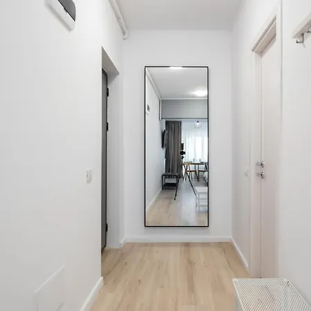 High-end With Panoramic View, Parking & Pool