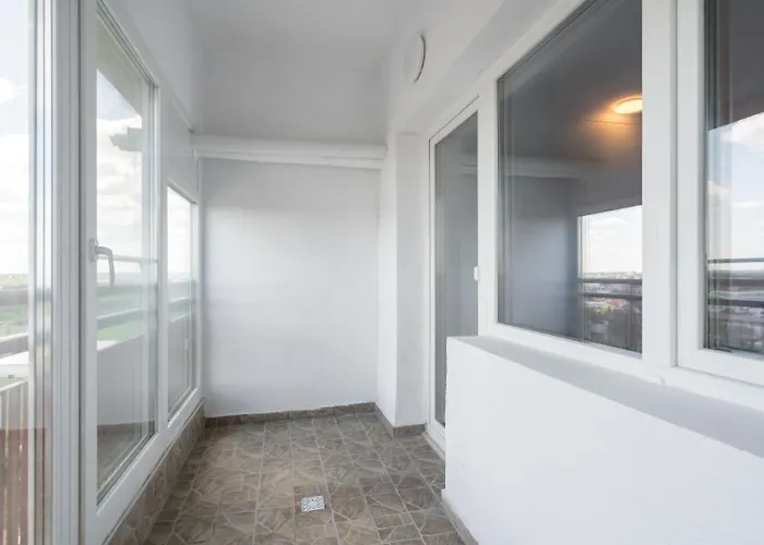 Amazing With Panoramic View, Parking & Pool * Bucureşti