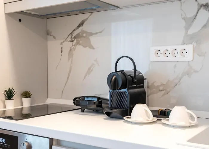 Amazing With Panoramic View, Parking & Pool Bucarest