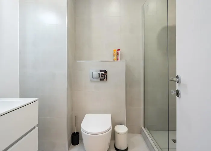 Amazing With Panoramic View, Parking & Pool Bucarest