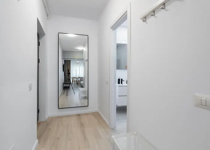 Amazing With Panoramic View, Parking & Pool * Bucureşti