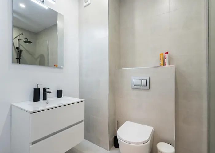 Apartament Amazing With Panoramic View, Parking & Pool Bucureşti