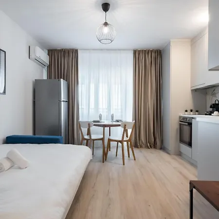Amazing With Panoramic View, Parking & Pool * Bukurešť
