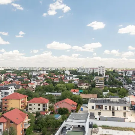 Апартаменты Amazing With Panoramic View, Parking & Pool